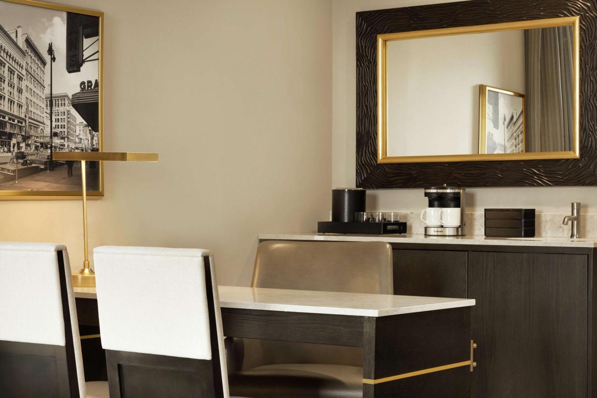 Embassy Suites By Hilton Syracuse Destiny Usa Esterno foto